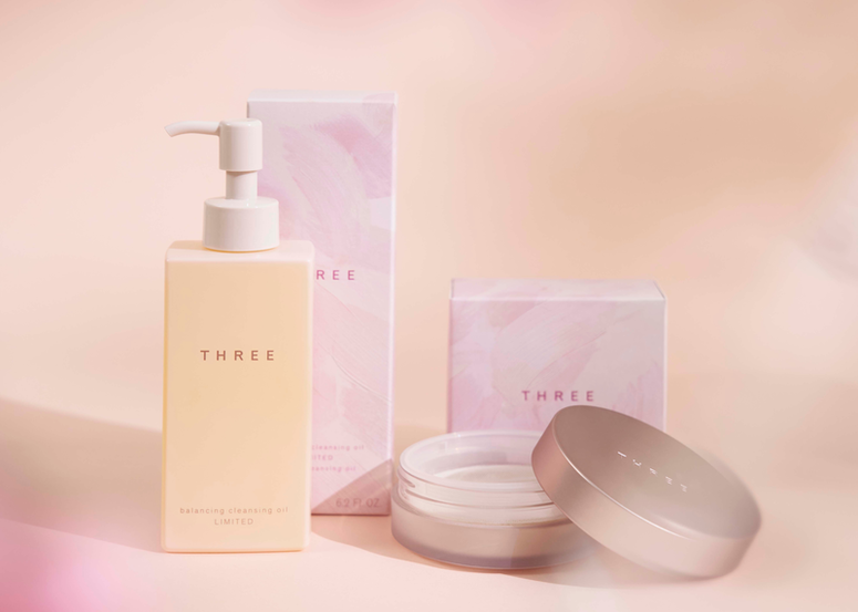 THREE Cosmetics | 全新推出櫻花限定系列 為春日揭開序幕
