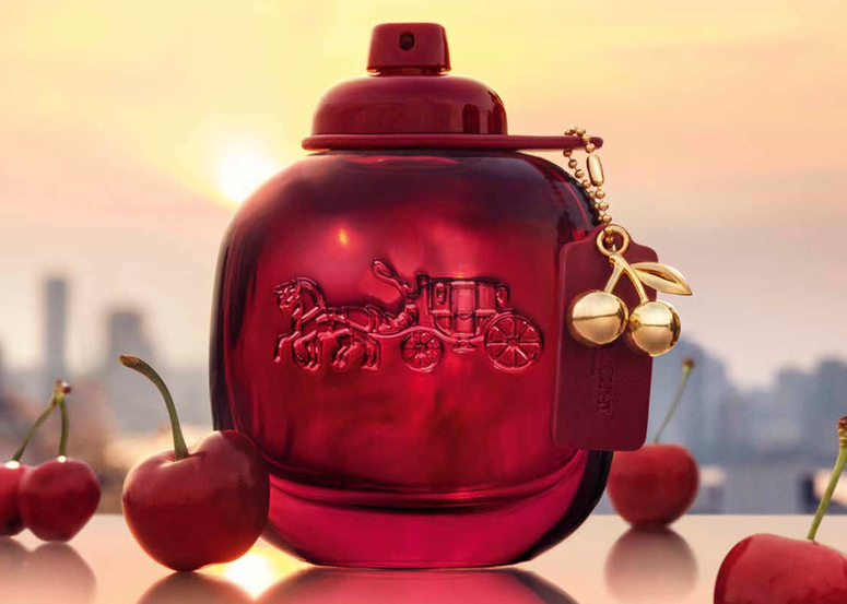  全新 Coach Cherry華麗登場 綻放俏皮叛逆奢華美學 K11 Art Mall 期間限定快閃店 打造沉浸式香氛盛宴